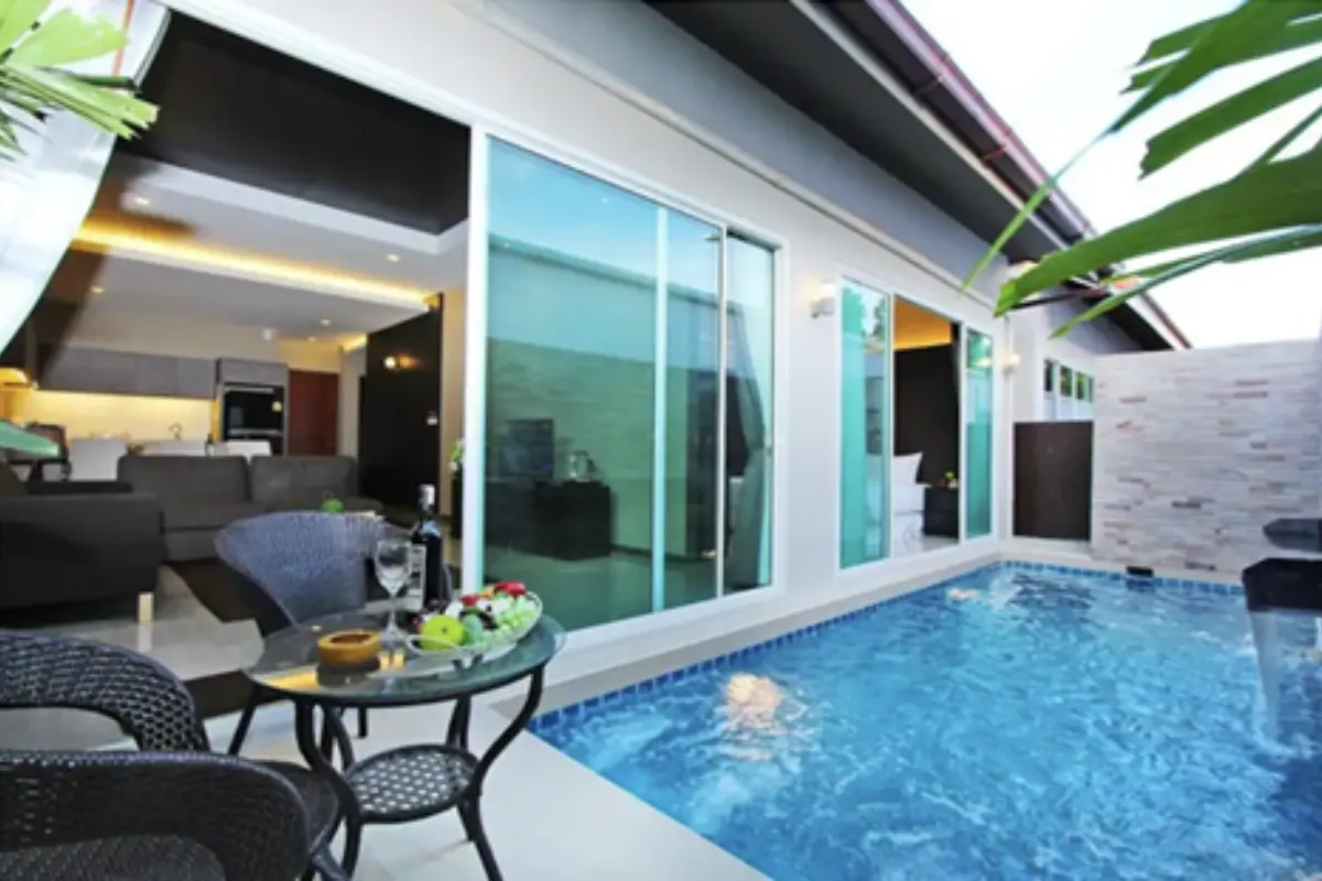 A view at the pool area of the Jomtien Pool Villa in Pattaya